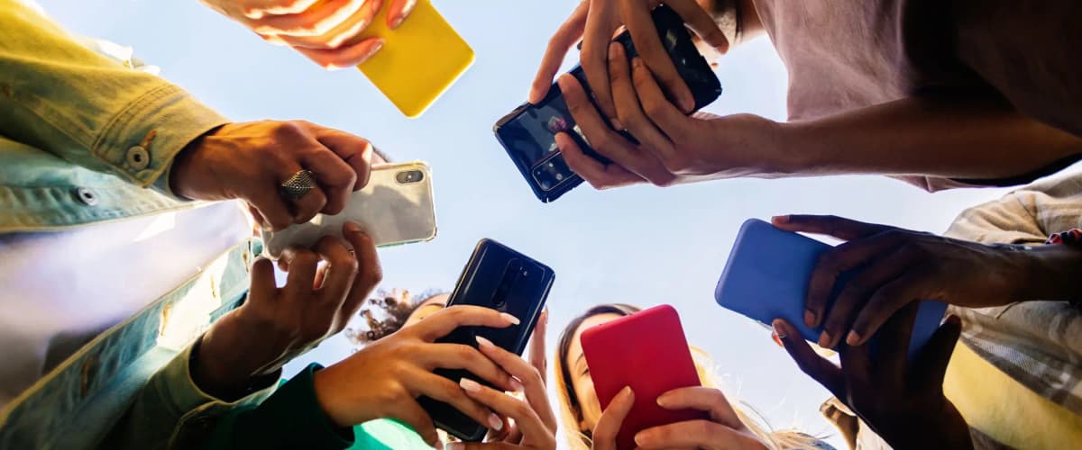 Why a Mobile-First Strategy Is Your Startup’s Fastest Route to Market in 2025